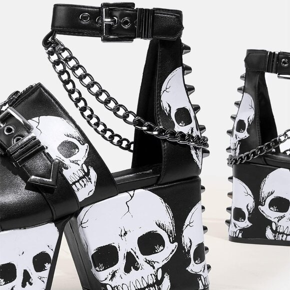 ⚡Women's Skull Design Silver Spiked Studs Chunky Platform Black Wedges Shoes - Picture 6 of 7